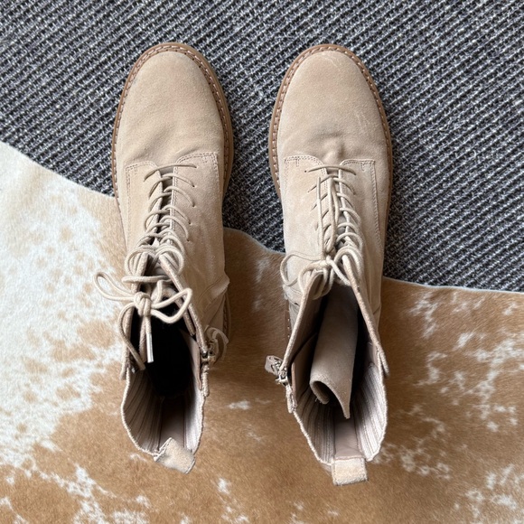 Sam Edelman Lex Boot - Picture 4 of 6